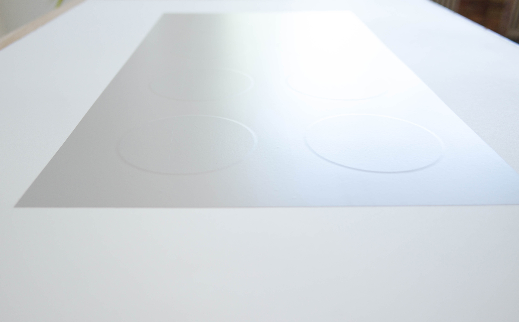colors-under-grey-rectangle-2